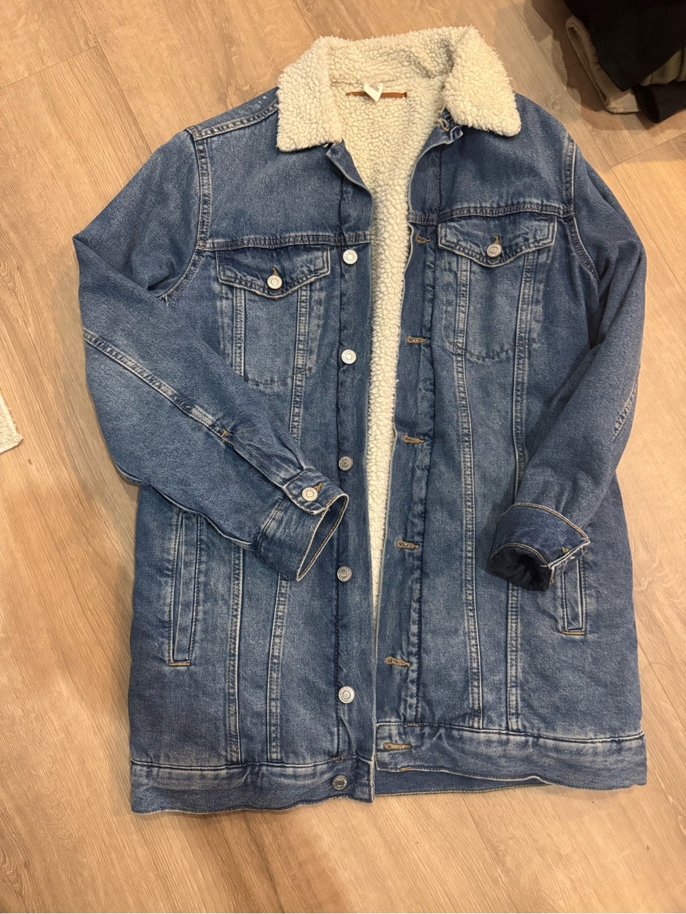 H&M Blue Denim Sherpa-Lined Jacket with Cream Collar